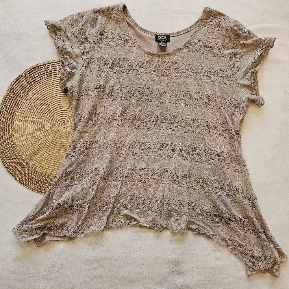 *4 for $25* Shannon Ford Lace Short Sleeve Top in Taupe